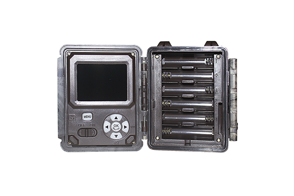 Trail Camera with Dual Lens