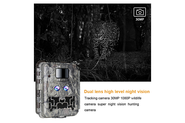 Trail Camera with Dual Lens