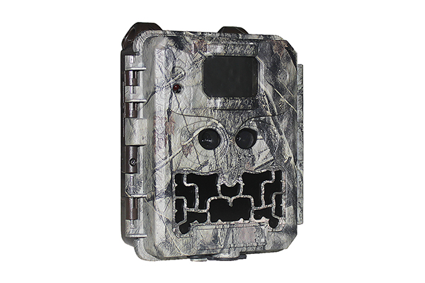 Trail Camera with Dual Lens